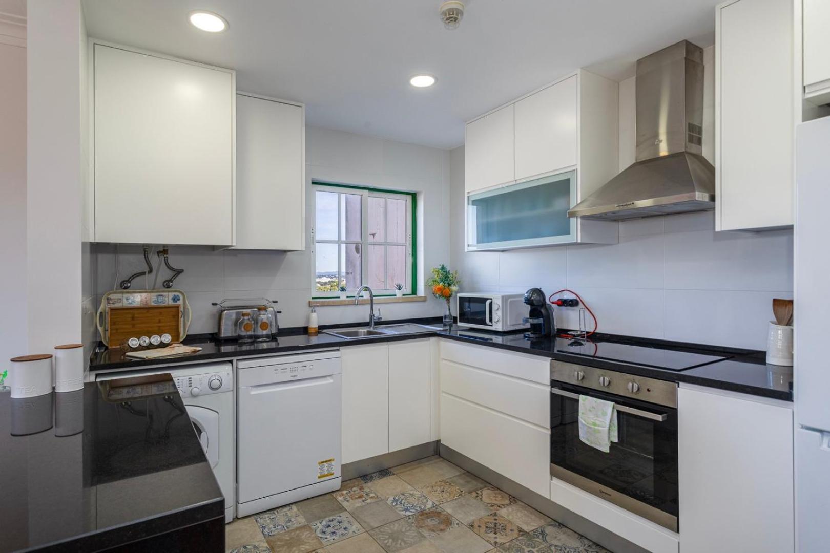 Apartment Tac - Serene Shores -