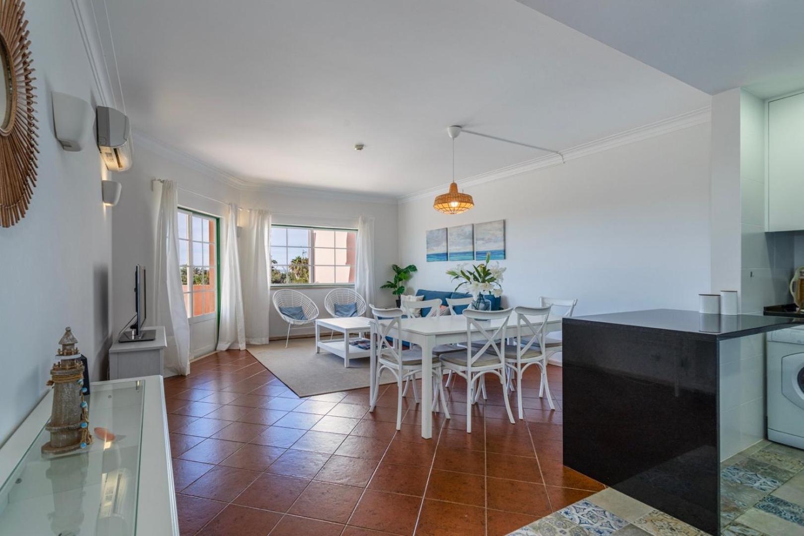 Tac - Serene Shores - Apartment