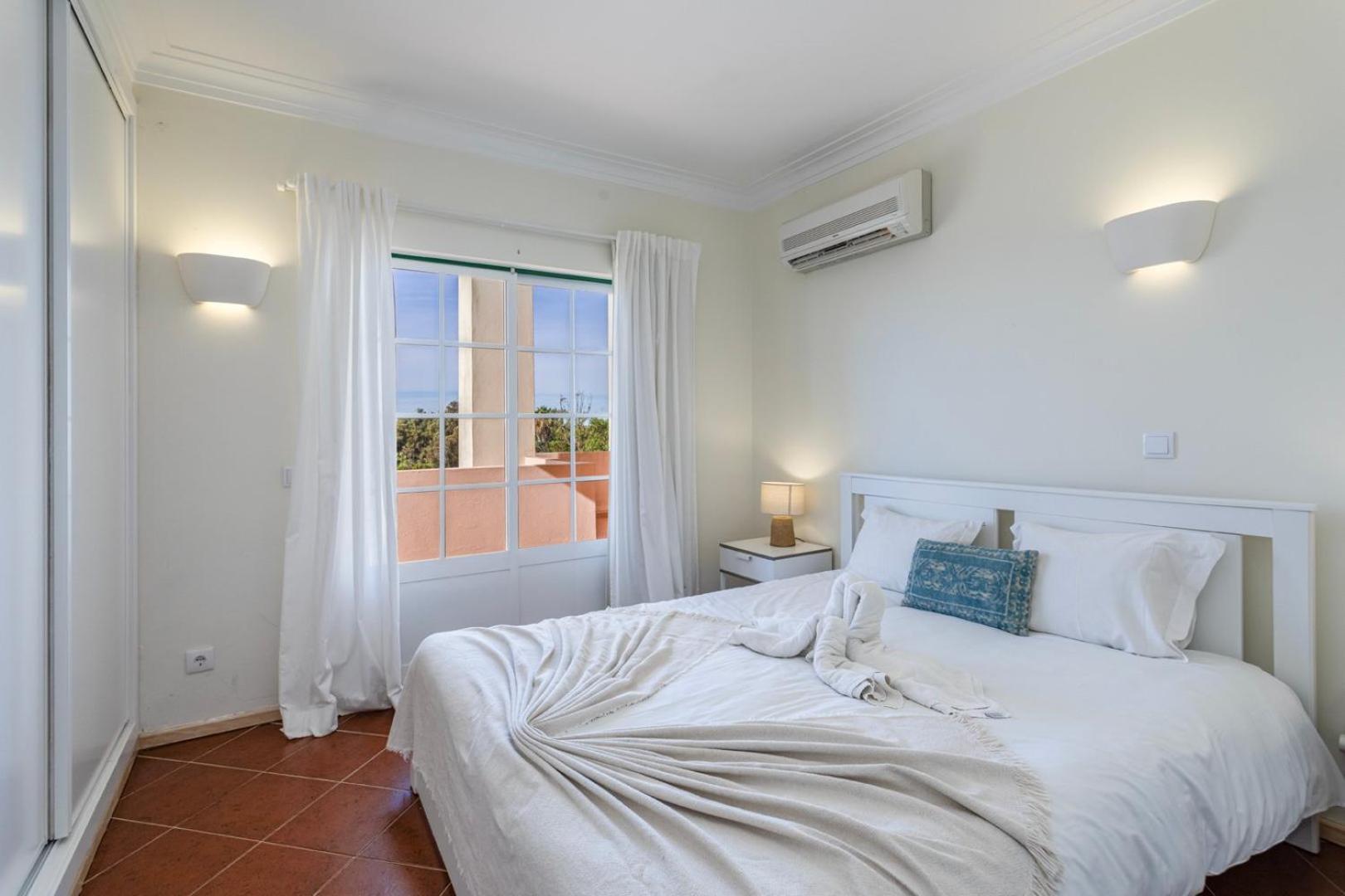 Tac - Serene Shores -
